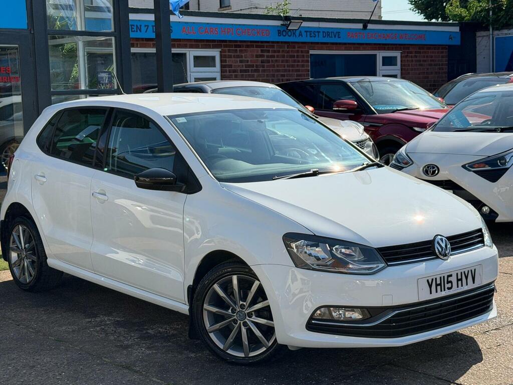 Volkswagen Polo Hatchback 1.2 Tsi Bluemotion Tech Se Design Euro 6 White