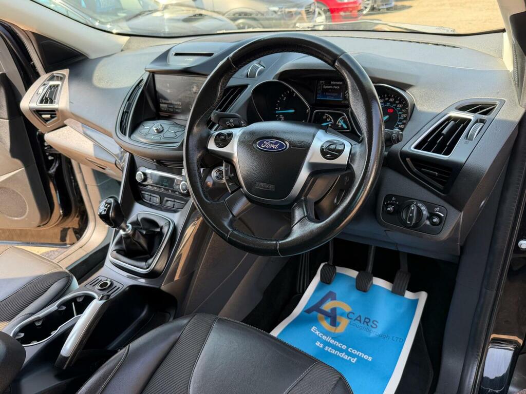 Ford Kuga Suv 2.0 Tdci Titanium 2Wd Euro 6 Ss 20166 Black #3