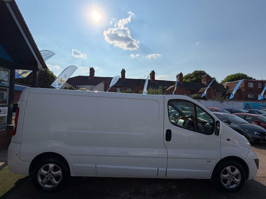 Vauxhall Vivaro 2014 Van #41