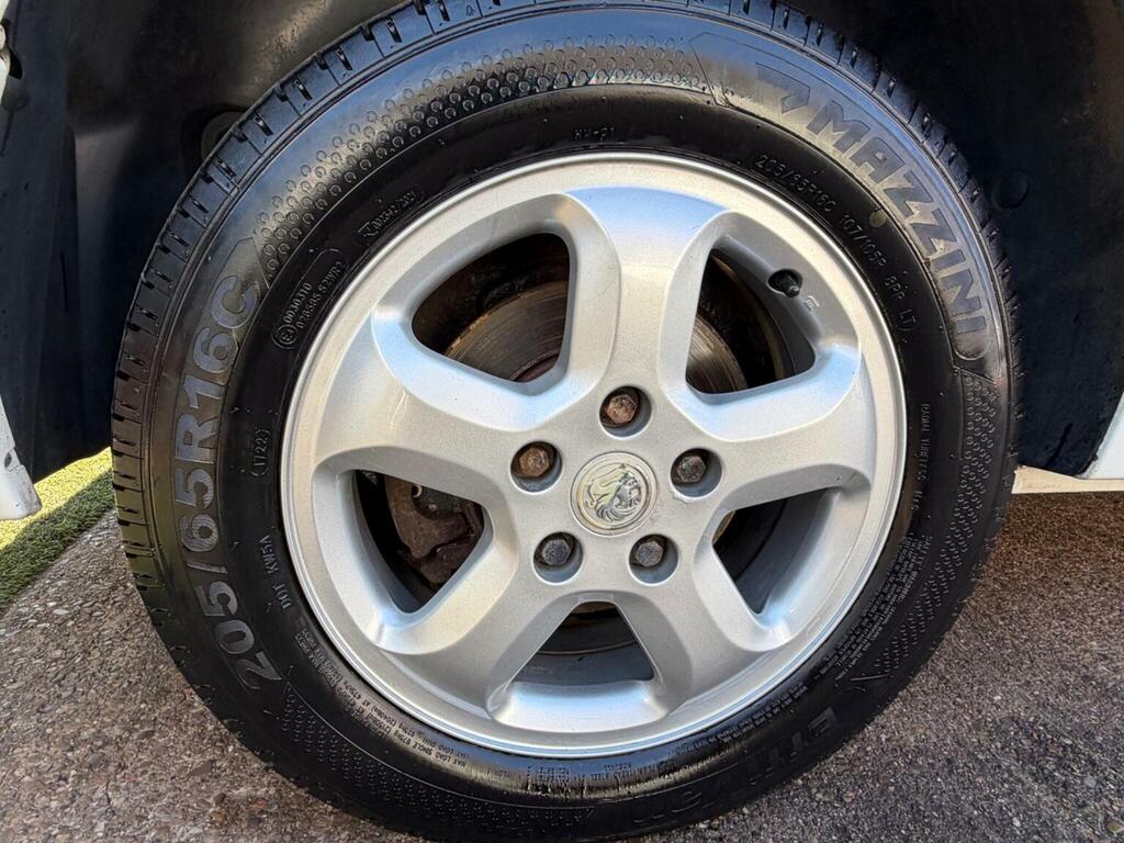 Vauxhall Vivaro 2014 Van #48
