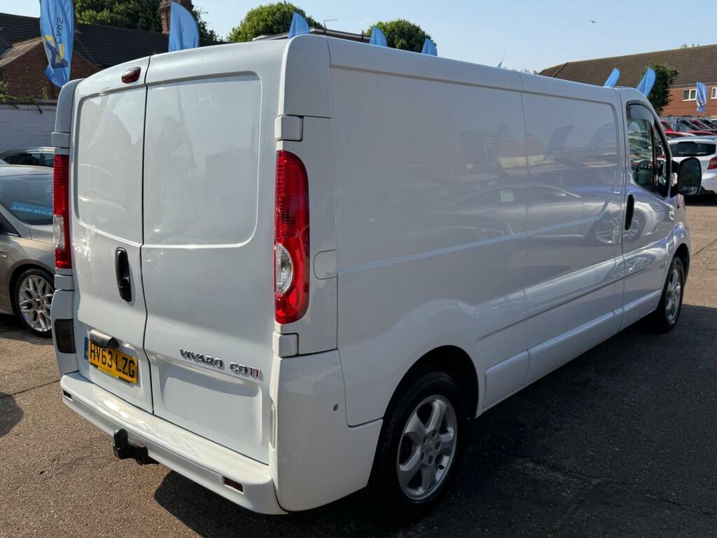 Vauxhall Vivaro 2014 Van #31
