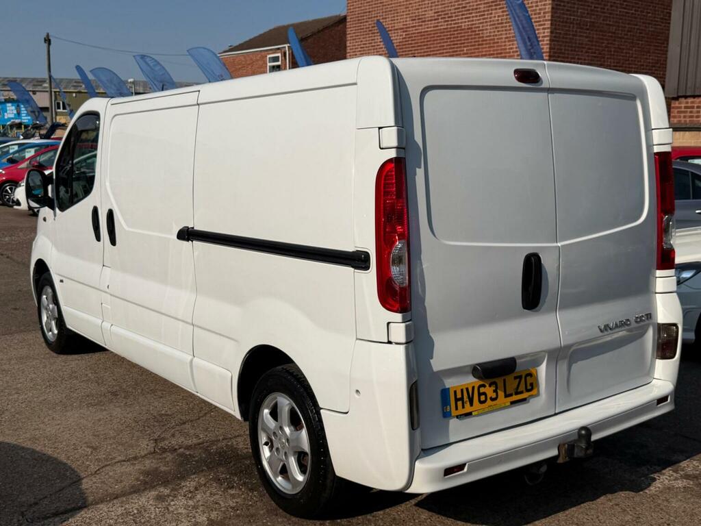 Vauxhall Vivaro 2014 Van #8