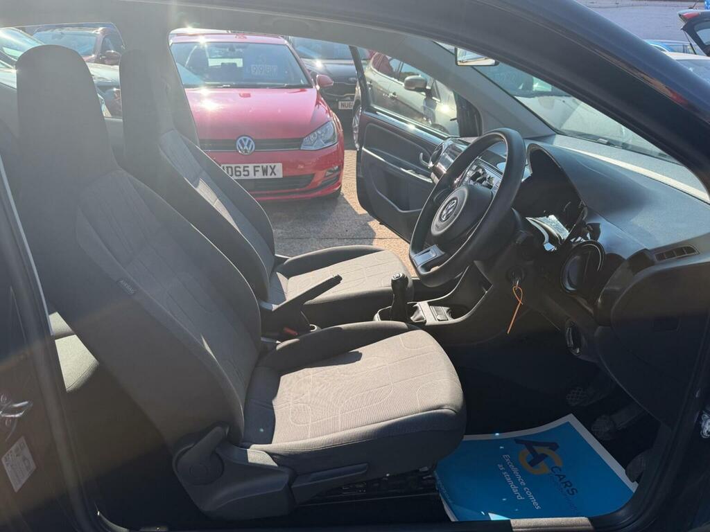 Volkswagen Up 1.0 Street Hatchback Euro 5 75 Silver #23