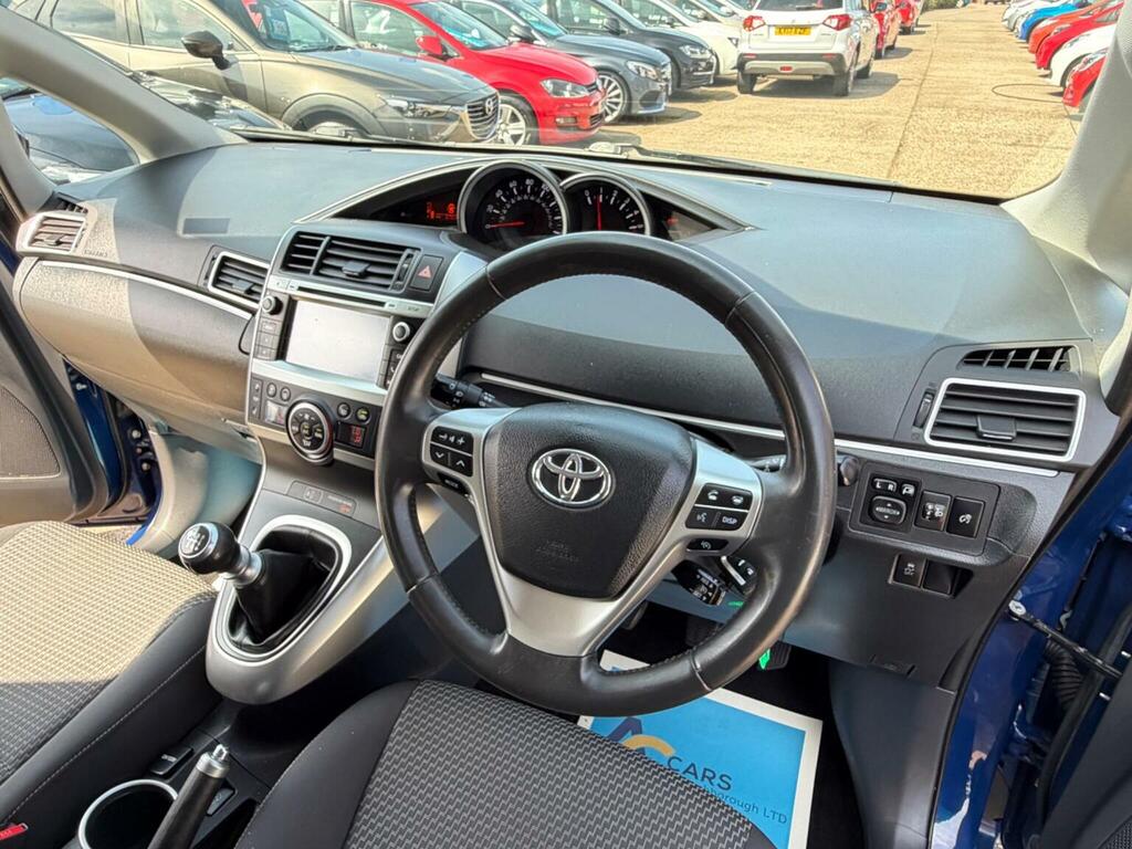 Toyota Verso Mpv 1.6 D-4d Icon Euro 6 Ss 201616 Blue #5