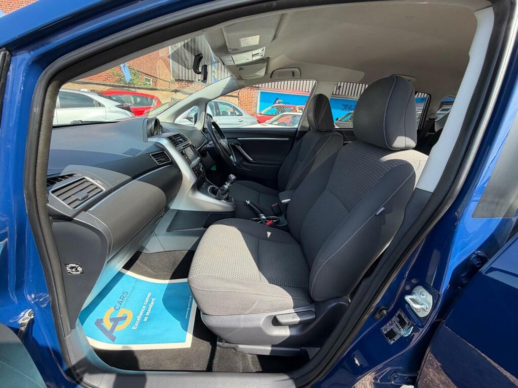 Toyota Verso 1.6 D-4d Excel Navpan Rfleather Grey #30