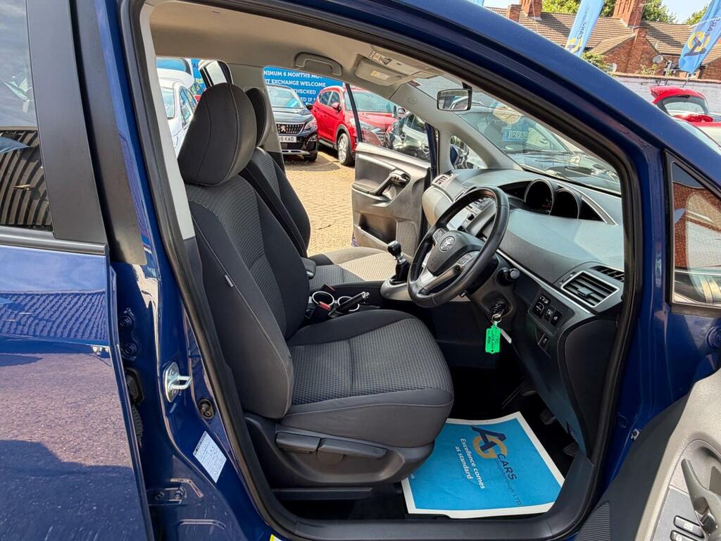 Toyota Verso 1.6 D-4d Excel Navpan Rfleather Grey #29