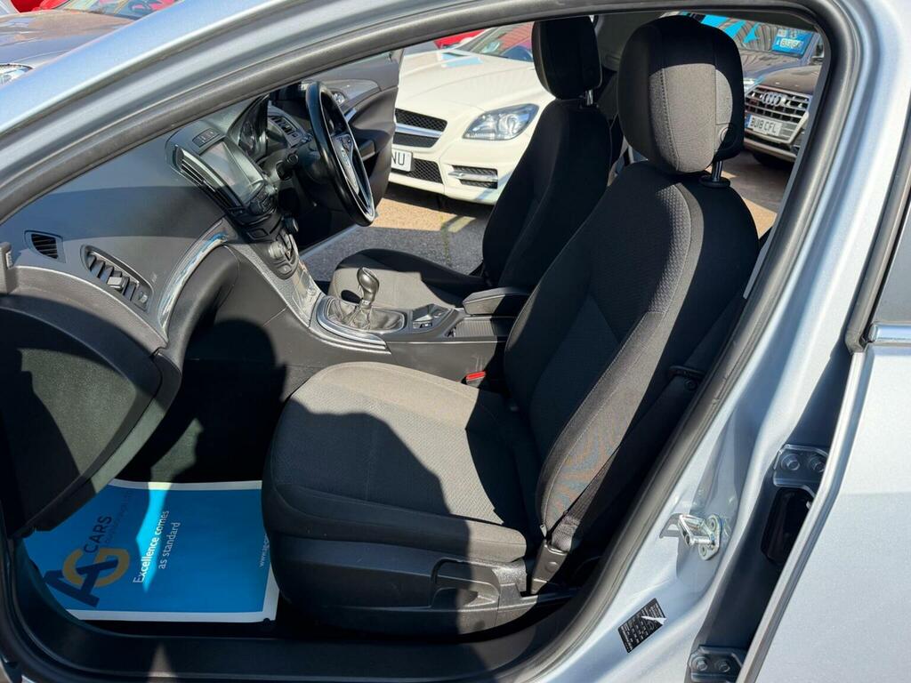 Vauxhall Insignia Estate 2.0 Cdti Ecoflex Design Nav Sports Tourer E DN64ZCU Silver #4