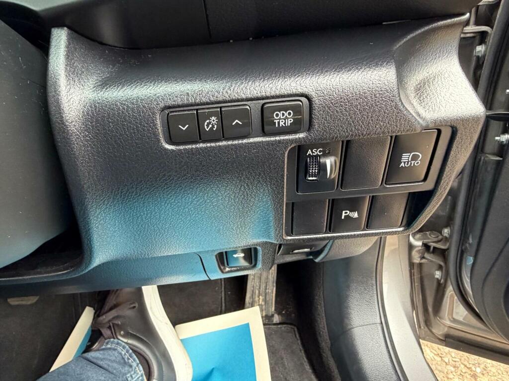 Lexus IS 2.5 E-cvt Euro 6 Ss  #28