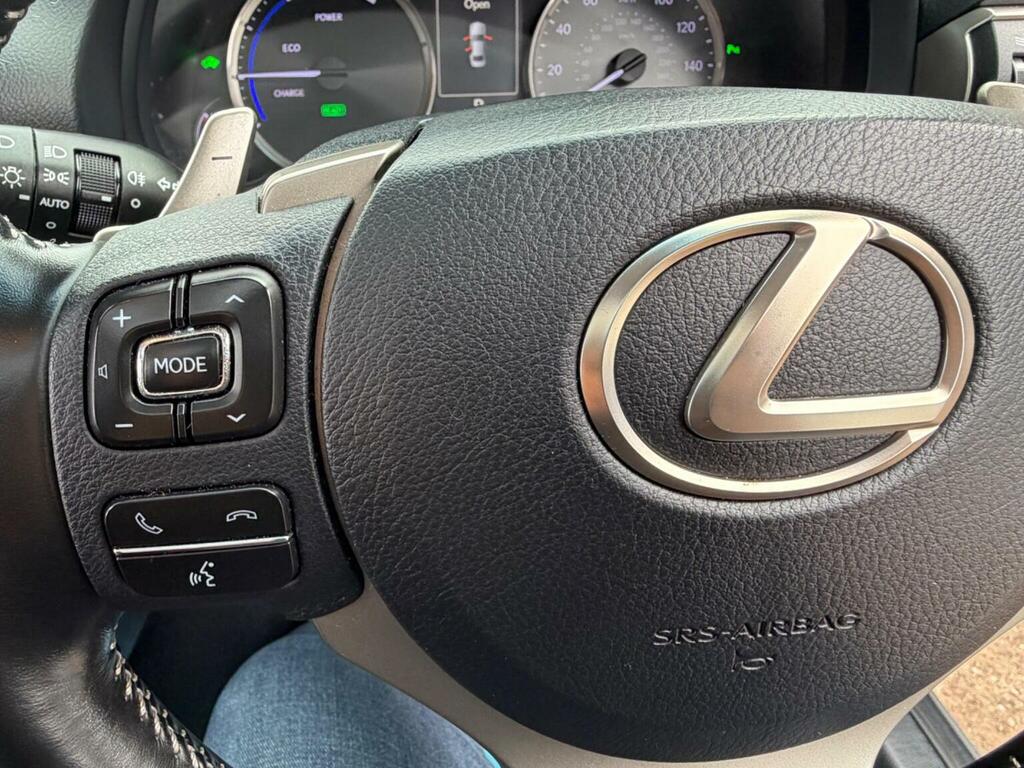 Lexus IS 2.5 E-cvt Euro 6 Ss  #22