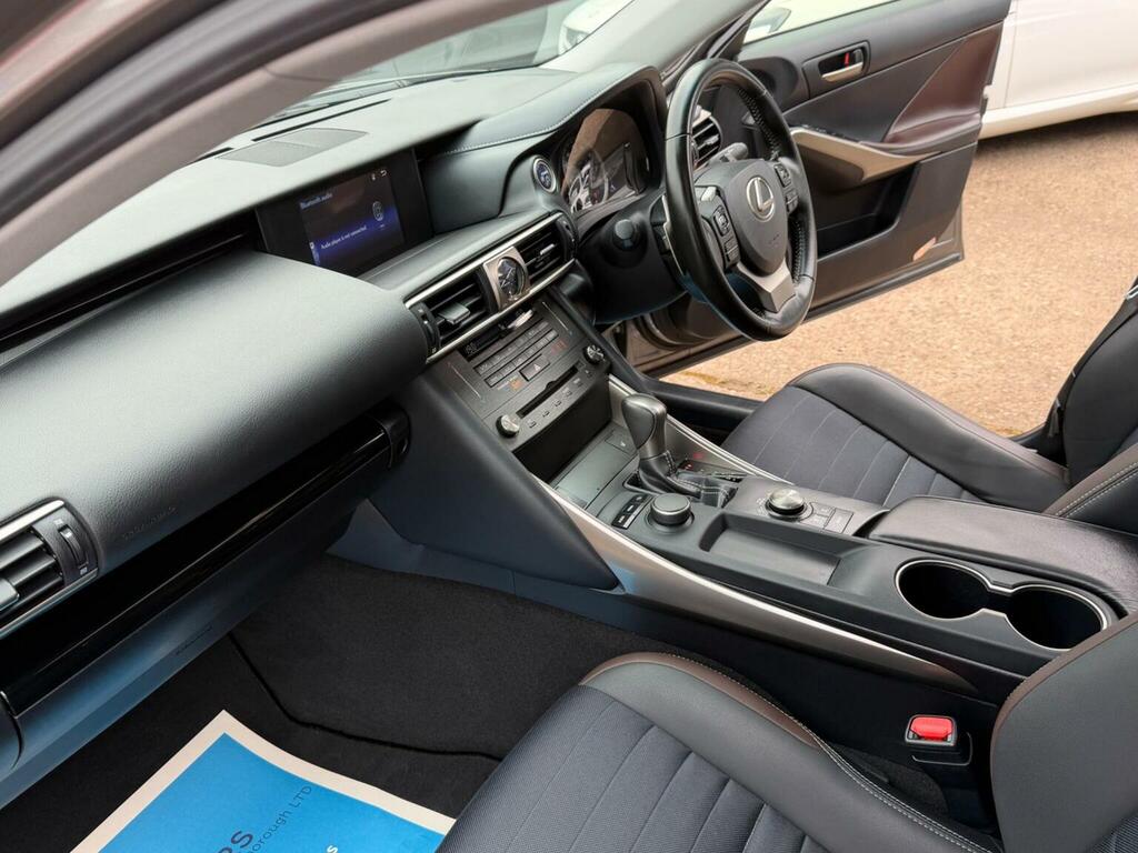 Lexus IS 2.5 E-cvt Euro 6 Ss  #39