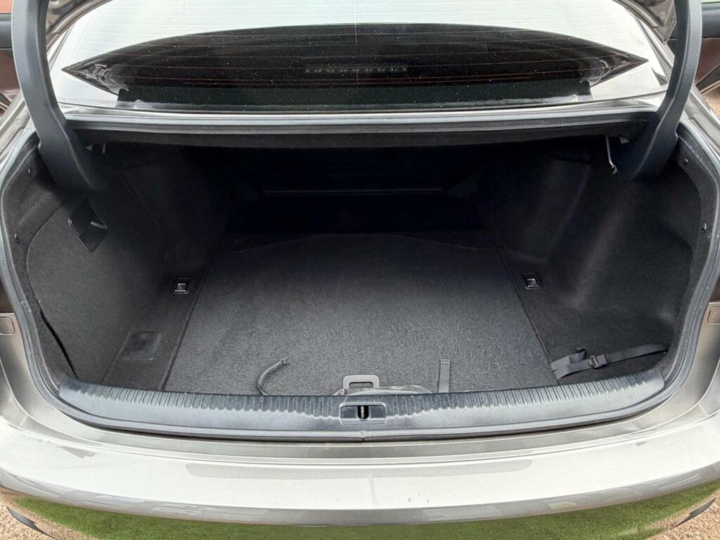 Lexus IS 2.5 E-cvt Euro 6 Ss  #55