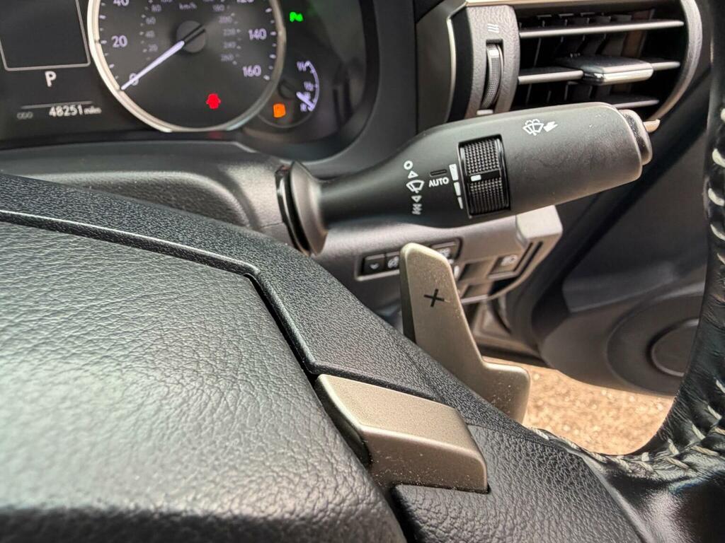Lexus IS 2.5 E-cvt Euro 6 Ss  #30