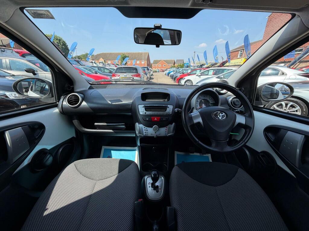 Toyota Aygo Fire Automatic White #47
