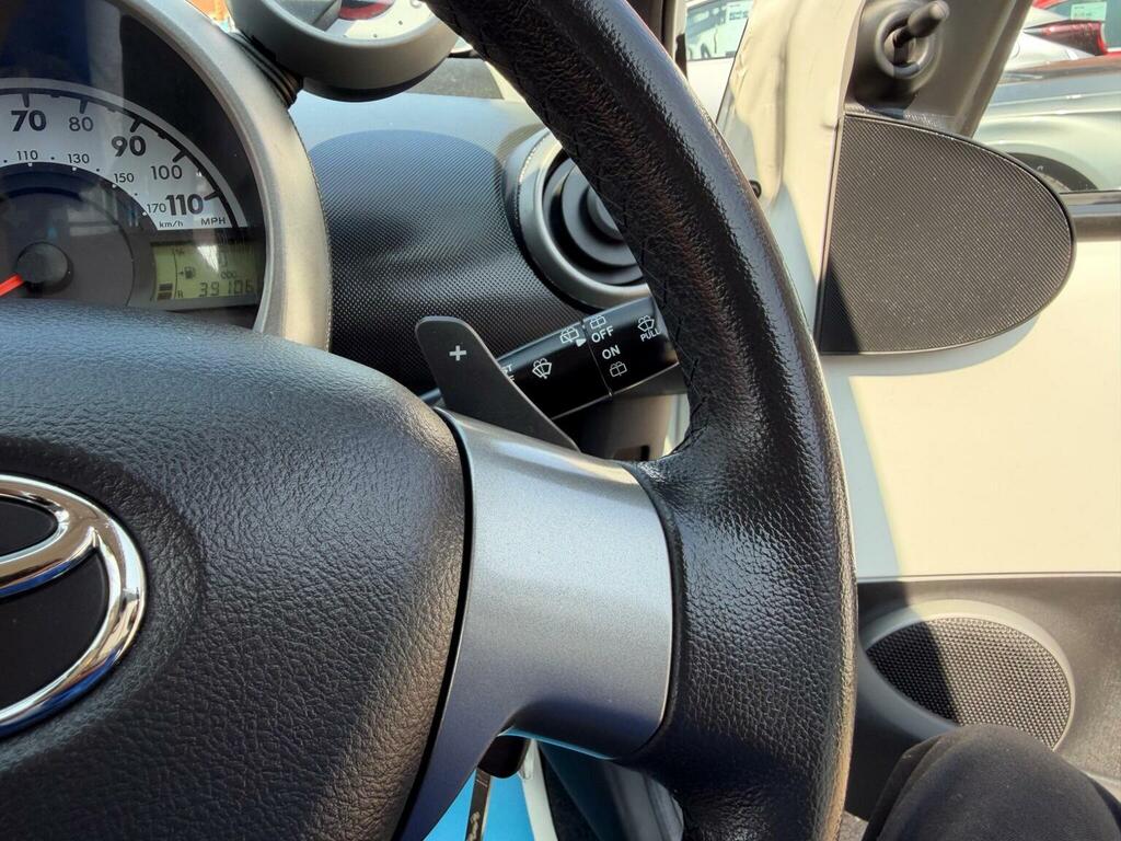 Toyota Aygo Fire Automatic White #20