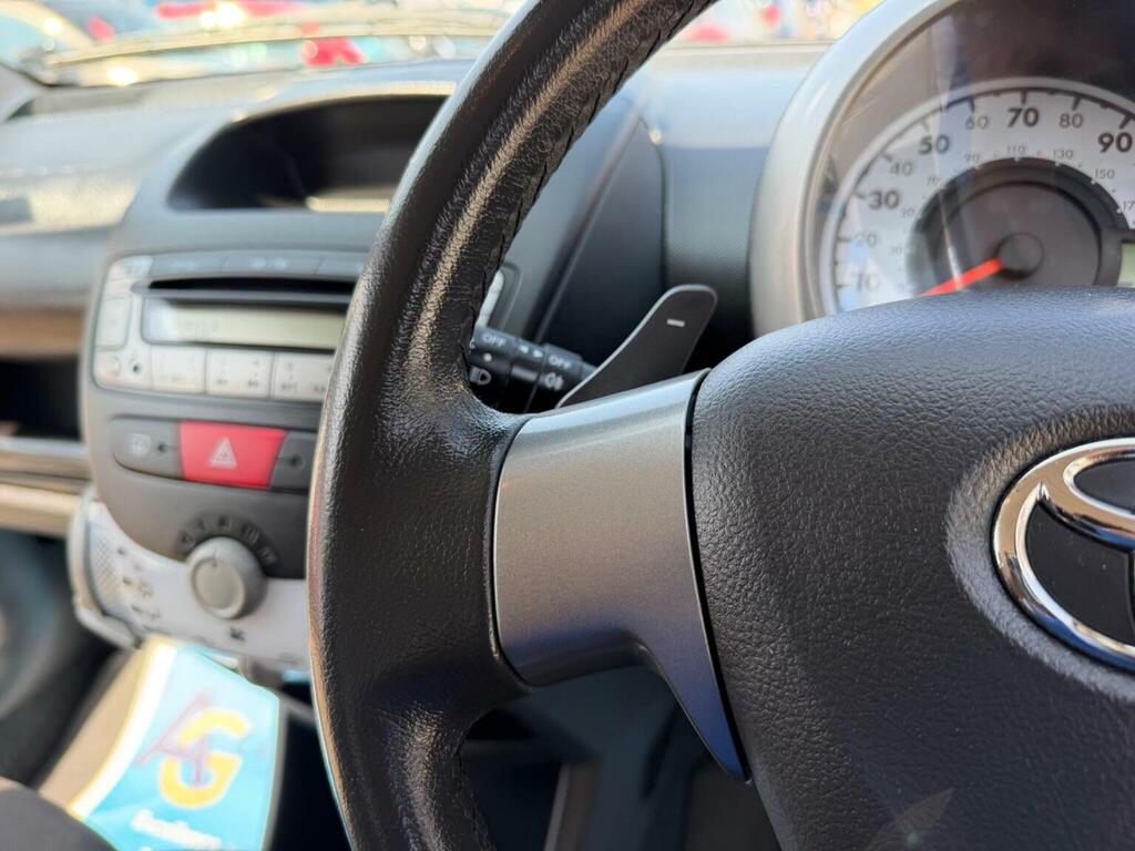 Toyota Aygo Fire Automatic White #19
