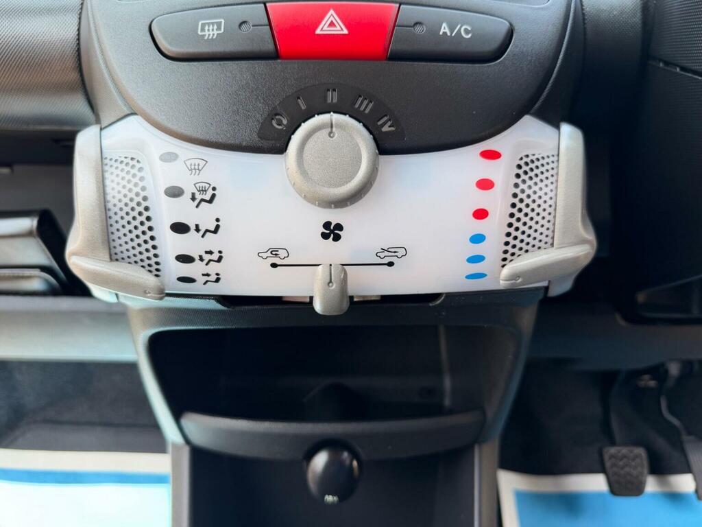 Toyota Aygo Fire Automatic White #15