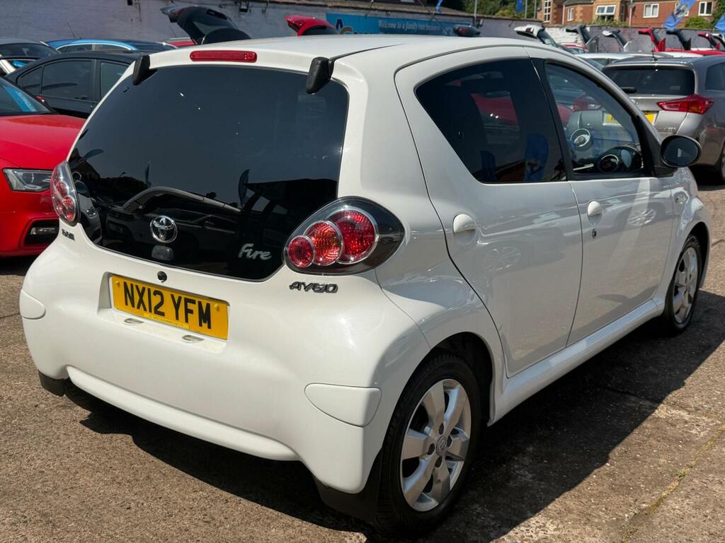 Toyota Aygo Fire Automatic White #11