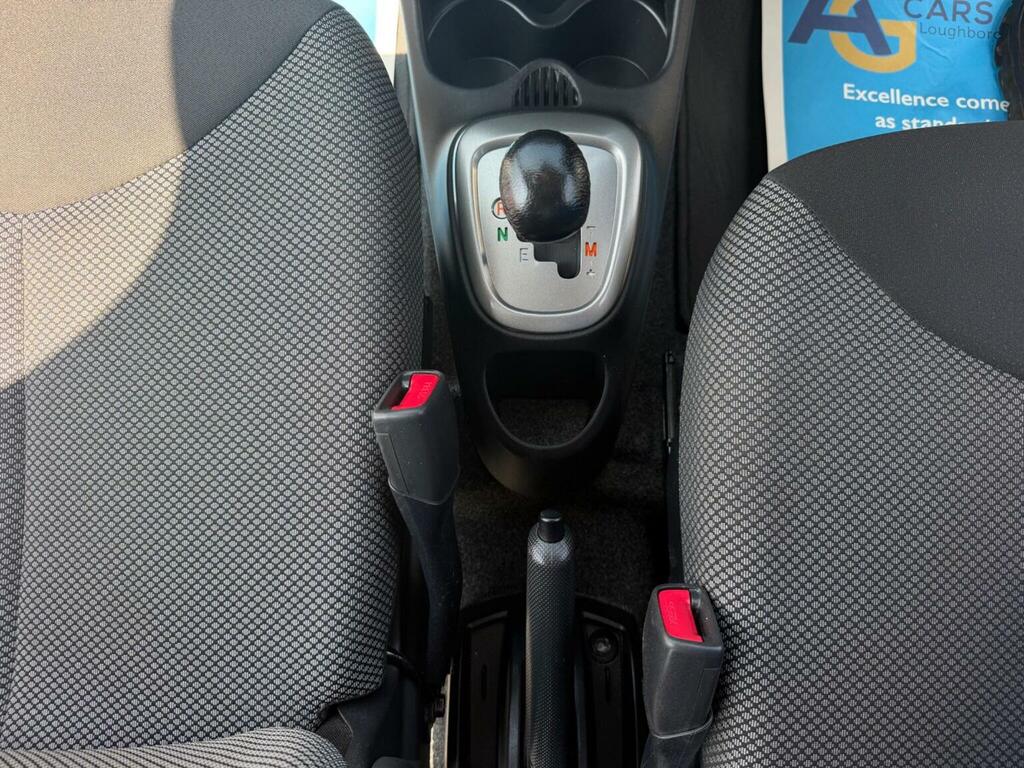 Toyota Aygo Fire Automatic White #34