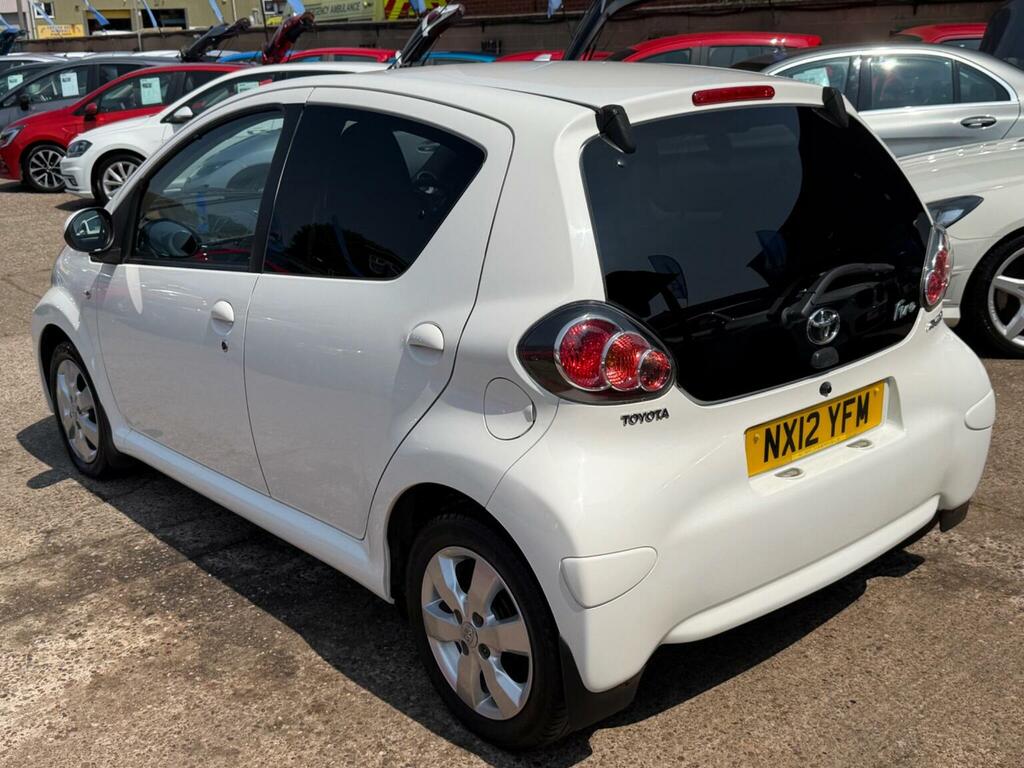 Toyota Aygo Fire Automatic White #44