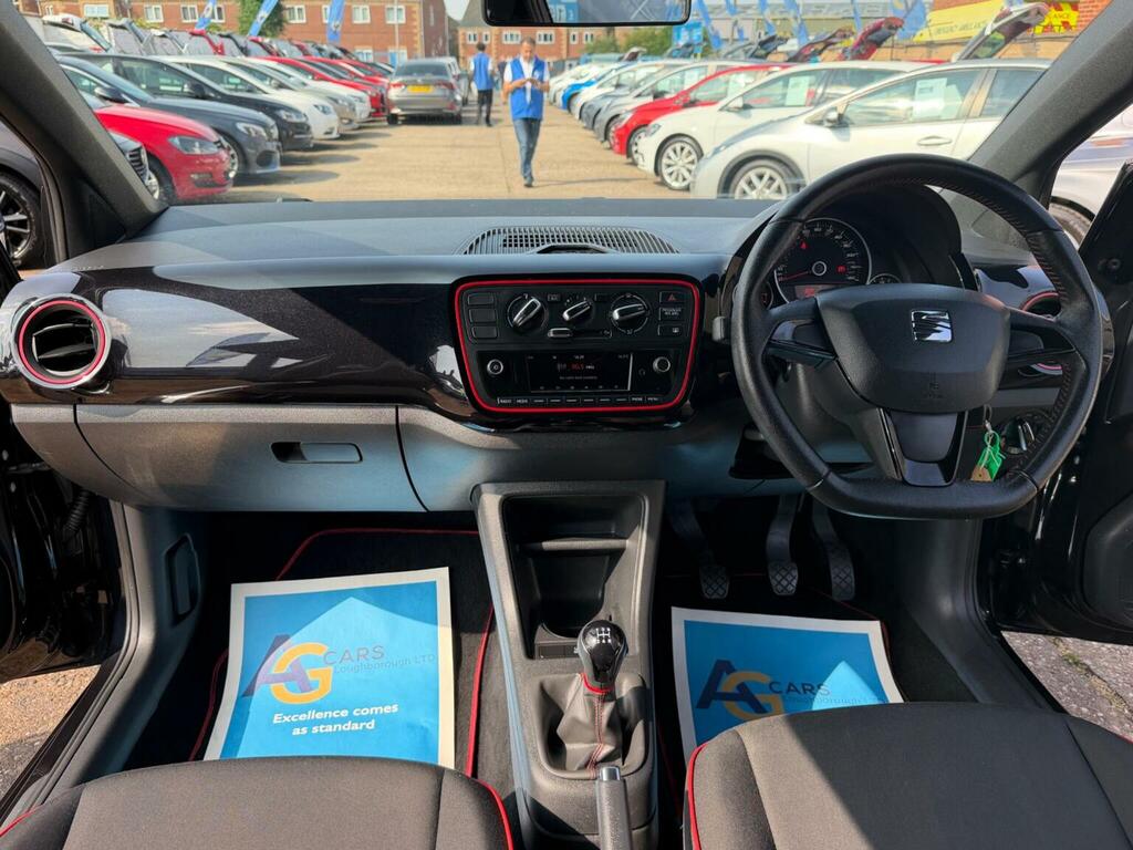 Seat MII Seat Hatchback 1.0 75 Fr Line Red #33