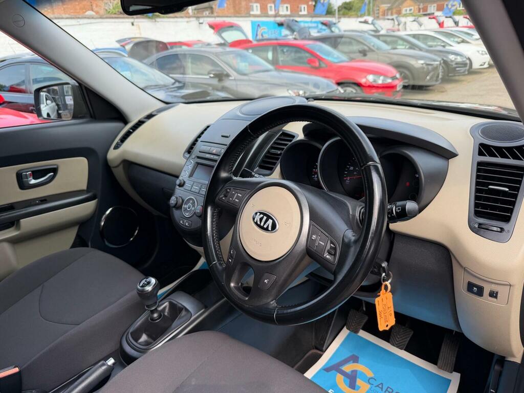 Kia Soul Suv 1.6 Crdi Shaker Euro 5 201363 Black #3