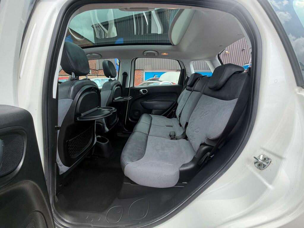 Fiat 500L Easy White #33