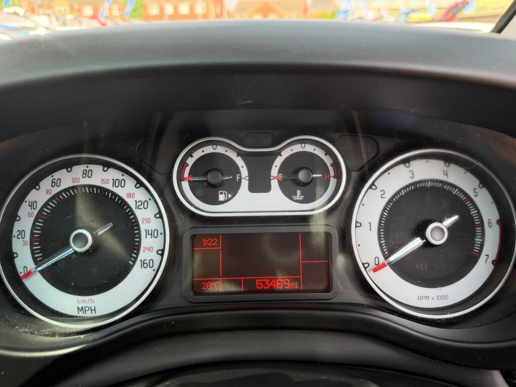 Fiat 500L Easy White #19