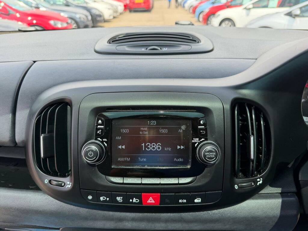 Fiat 500L Easy White #20