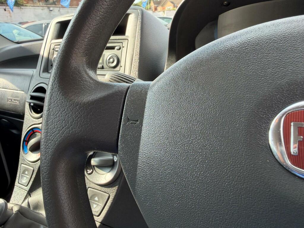 Fiat Panda Pop 5-Door White #19