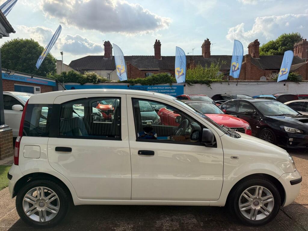 Fiat Panda Pop 5-Door White #41