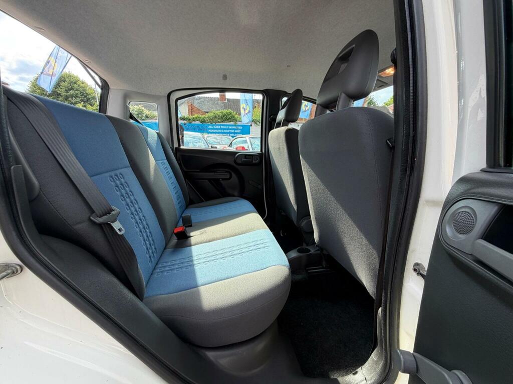 Fiat Panda Pop 5-Door White #36