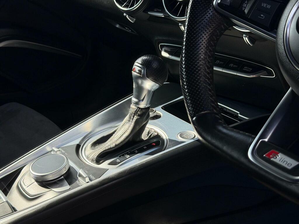 Audi TT 2.0 Tdi Ultra Sport White #45