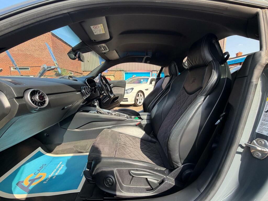 Audi TT 2.0 Tdi Ultra Sport White #32