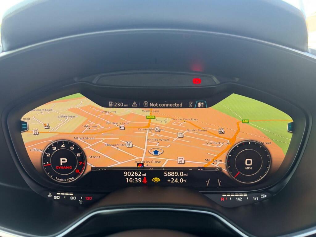 Audi TT 2.0 Tdi Ultra Sport White #20