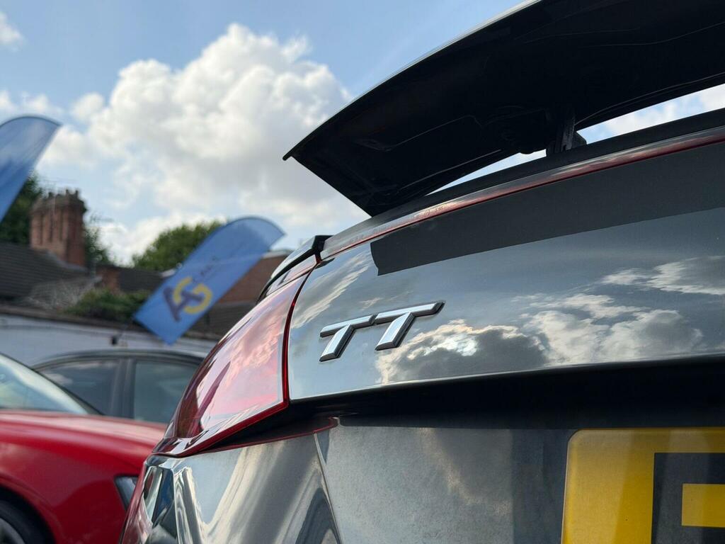 Audi TT 2.0 Tdi Ultra Sport White #57