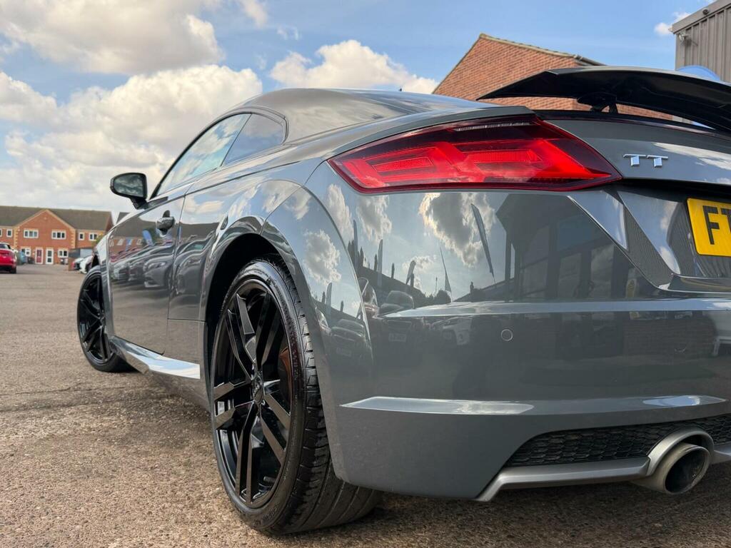Audi TT 2.0 Tdi Ultra Sport White #59