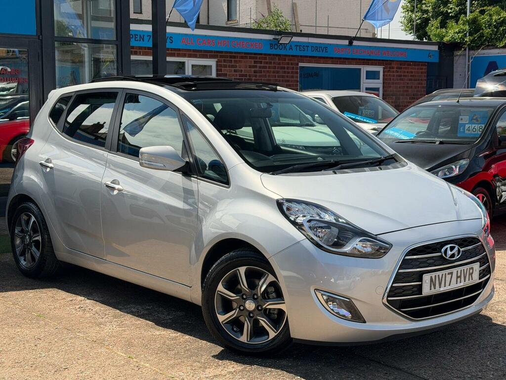 Hyundai Ix20 1.4 Blue Drive Premium Nav Euro 6 Ss Silver