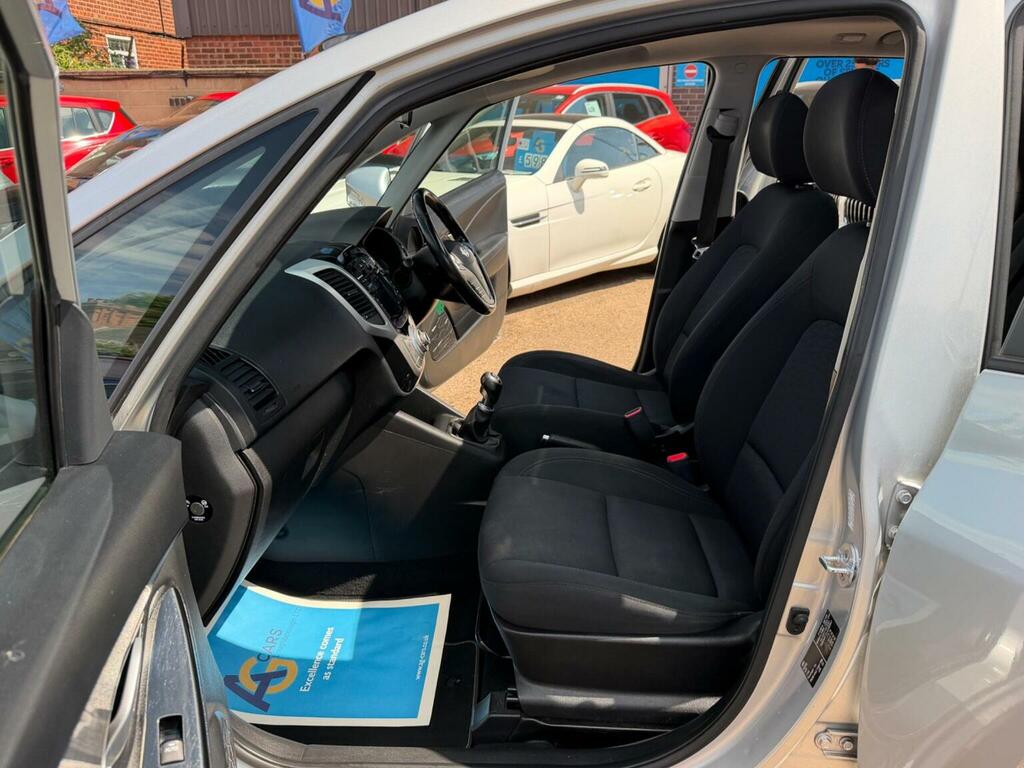 Hyundai Ix20 1.4 Blue Drive Premium Nav Euro 6 Ss Silver #4