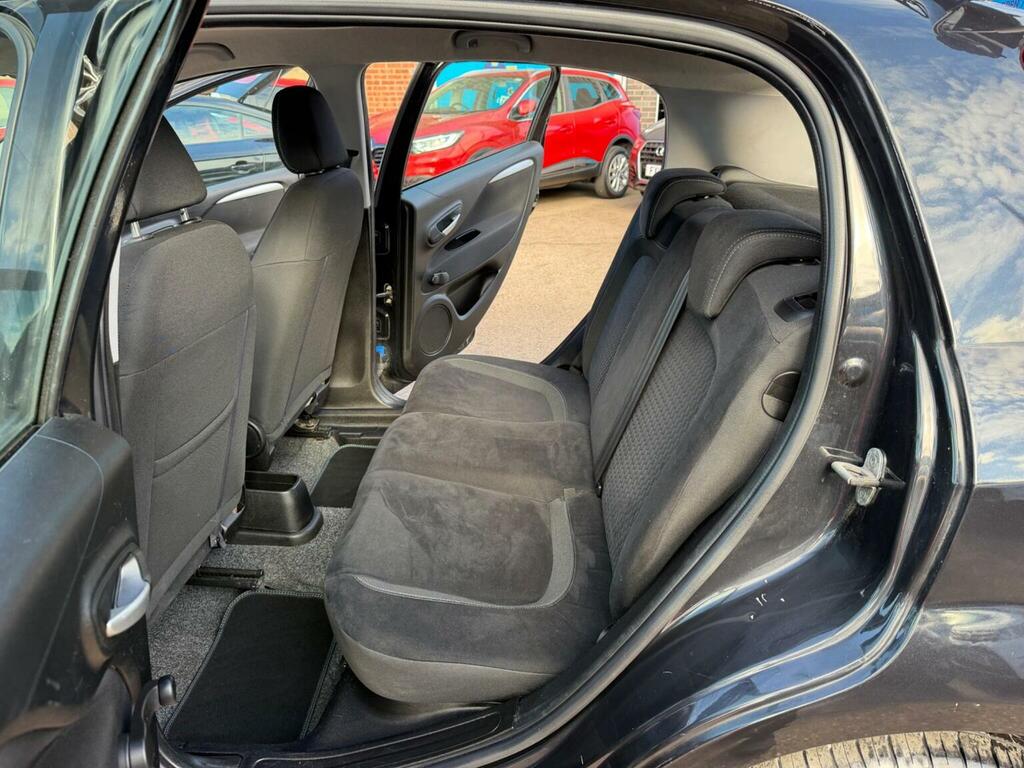 Fiat Punto Hatchback 1.2 Easy Euro 6 201616 Black #5