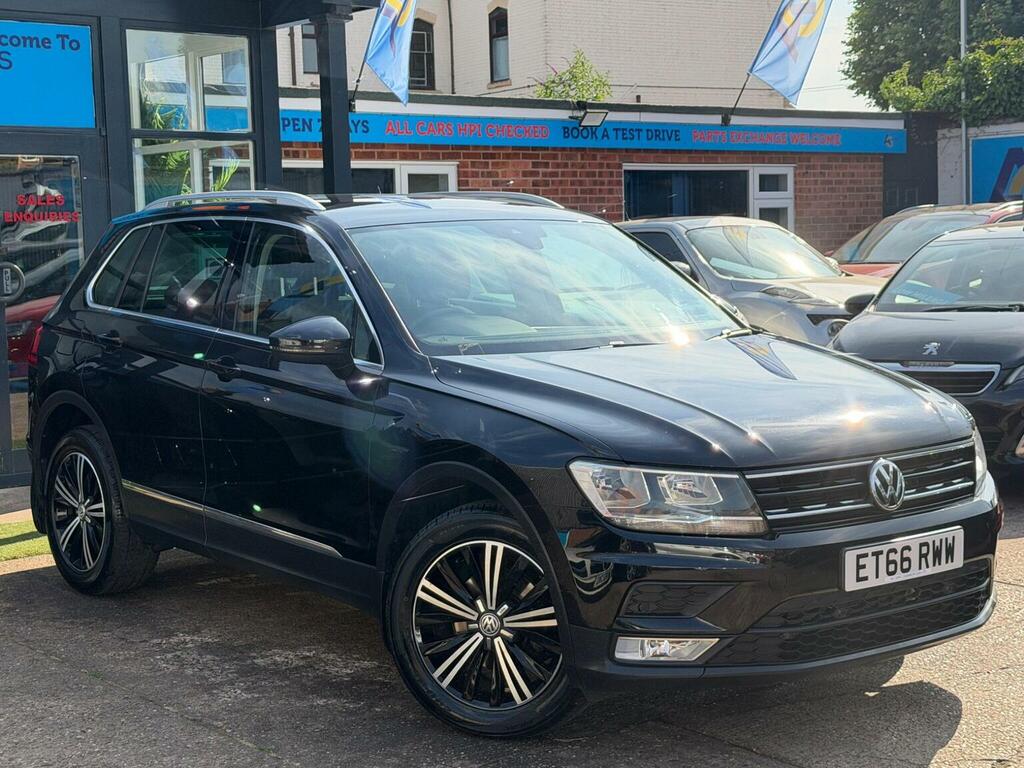 Volkswagen Tiguan 2.0 Tdi Bluemotion Tech Se Navigation Dsg 4Motion Black
