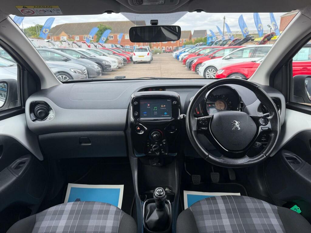 Peugeot 108 Hatchback 1.0 Allure Euro 6 201919 MF19VUT White #2