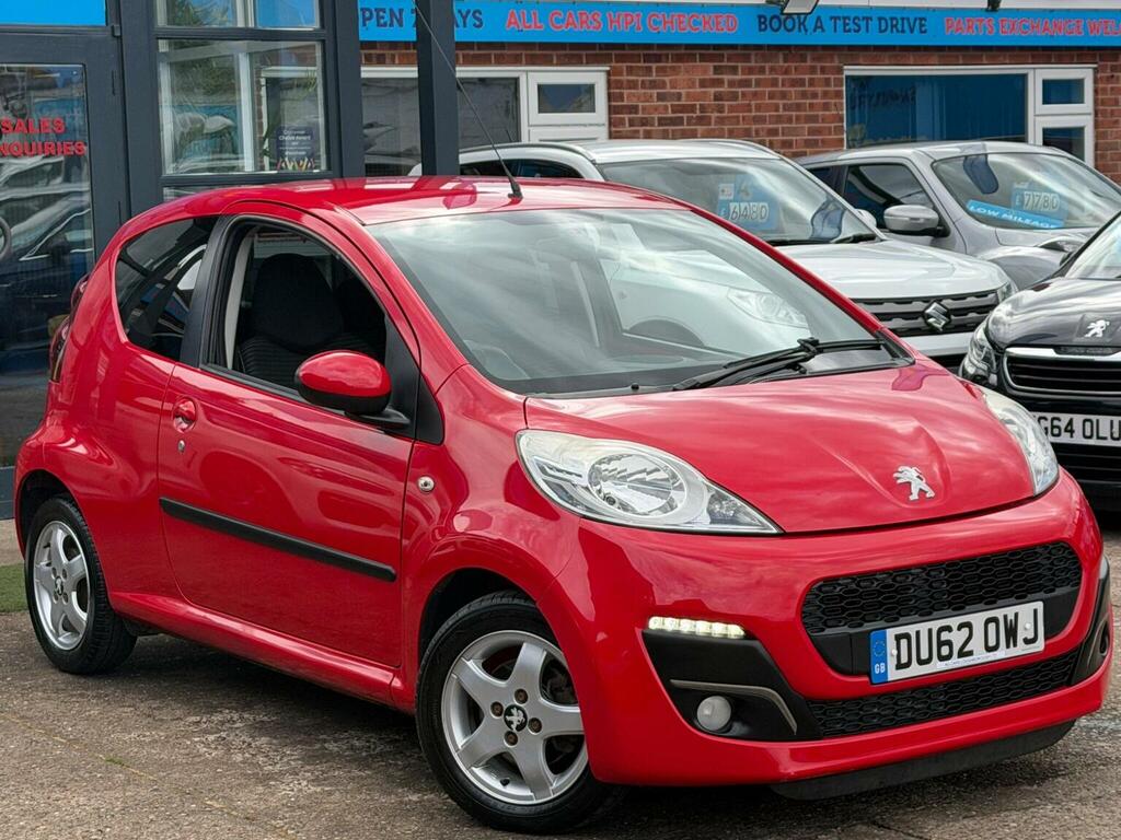 Peugeot 107 Hatchback 1.0 12V Allure Euro 5 201262 Red