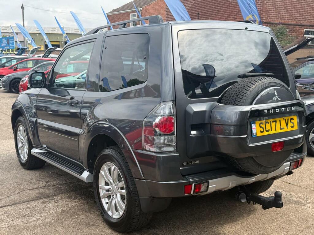 Mitsubishi Shogun 3.2 Di-dc Sg3 4Wd Euro 6 White #42