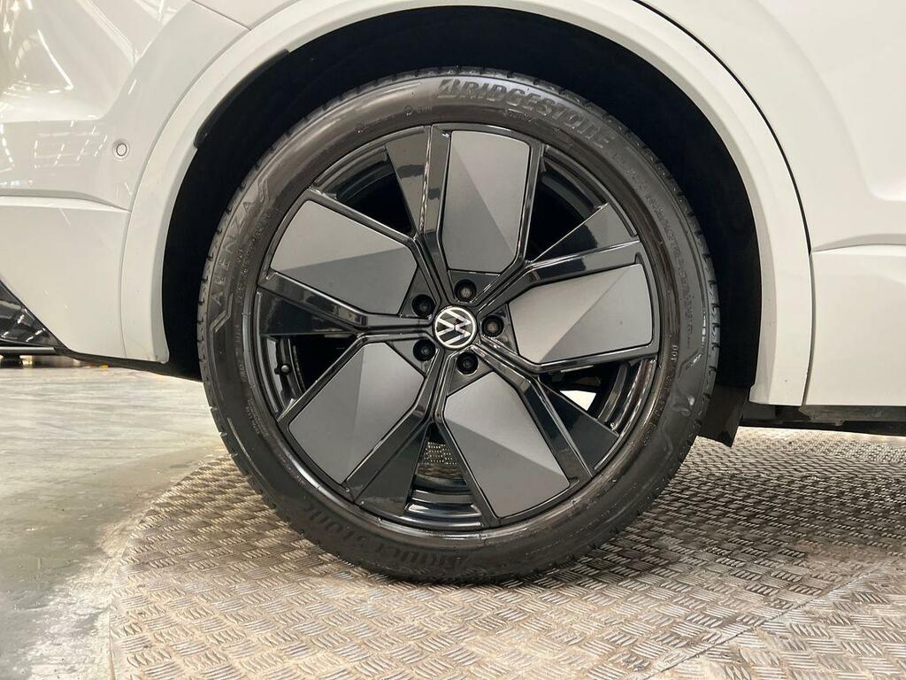 Volkswagen Touareg 3.0 V6 Tsi Ehybrid 4Motion R Tip Black #24