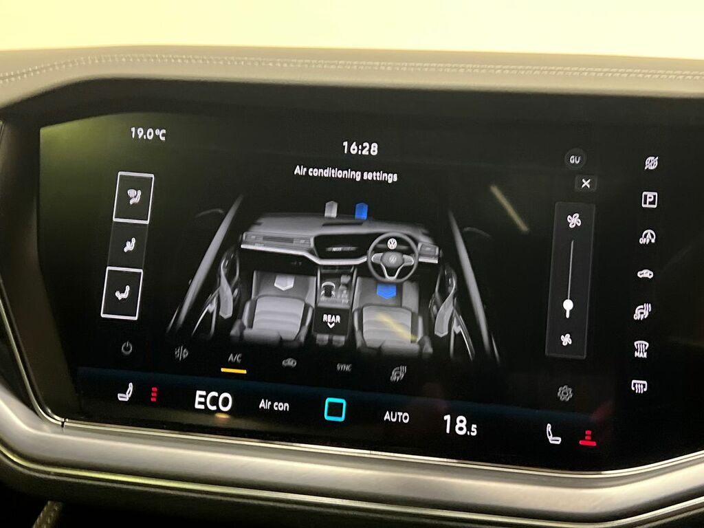 Volkswagen Touareg 3.0 V6 Tsi Ehybrid 4Motion R Tip Black #28