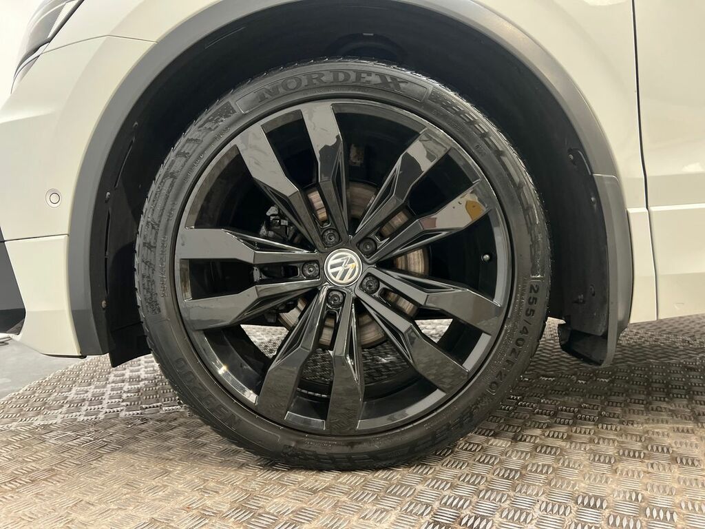 Volkswagen Tiguan 1.5 Tsi Evo 150 R-line Tech Dsg White #26