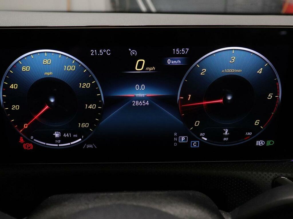 Mercedes-Benz CLA Class Estate 1.3 Cla180 Amg Line Shooting Brake 7G-dct E White #4
