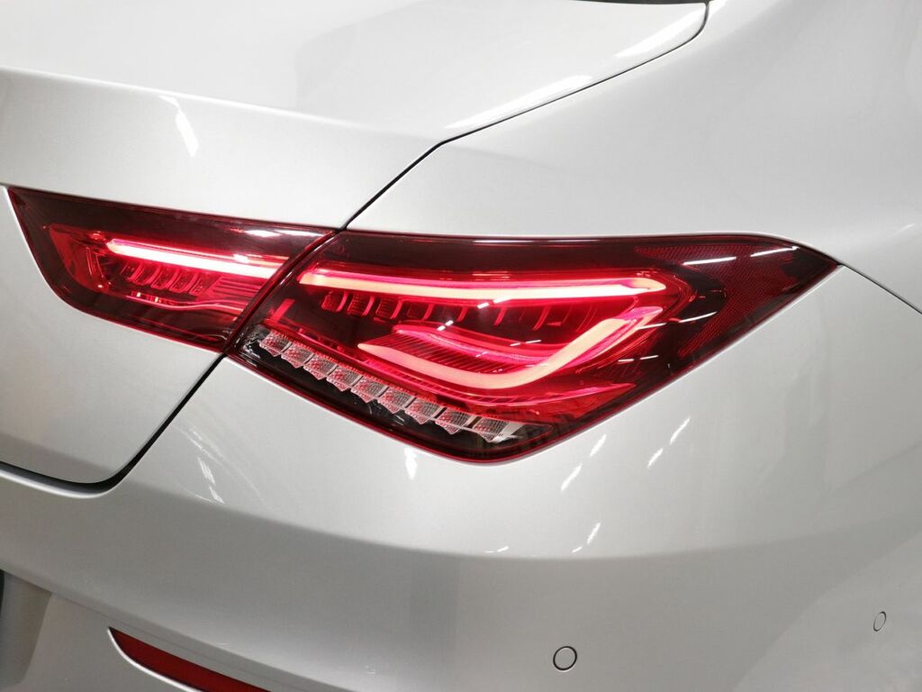 Mercedes-Benz CLA Class Estate 1.3 Cla180 Amg Line Shooting Brake 7G-dct E White #25