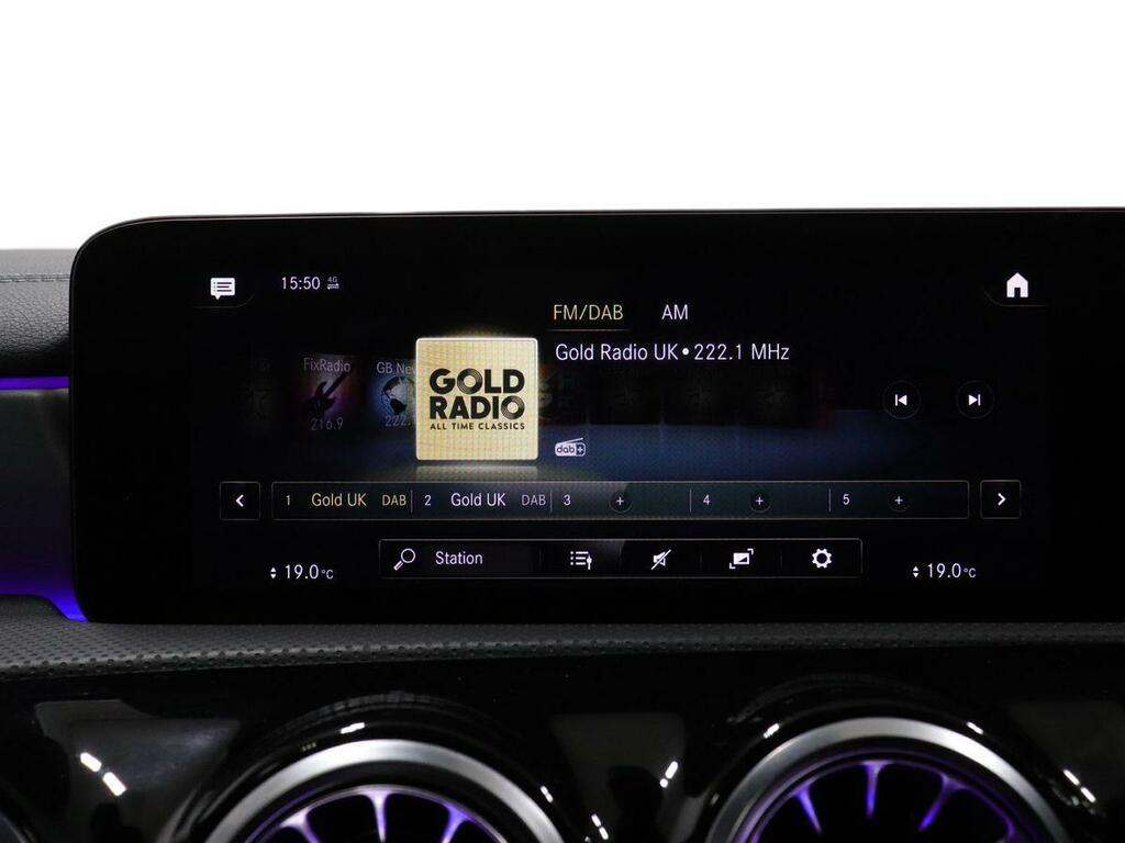 Mercedes-Benz CLA Class Estate 1.3 Cla180 Amg Line Shooting Brake 7G-dct E White #20