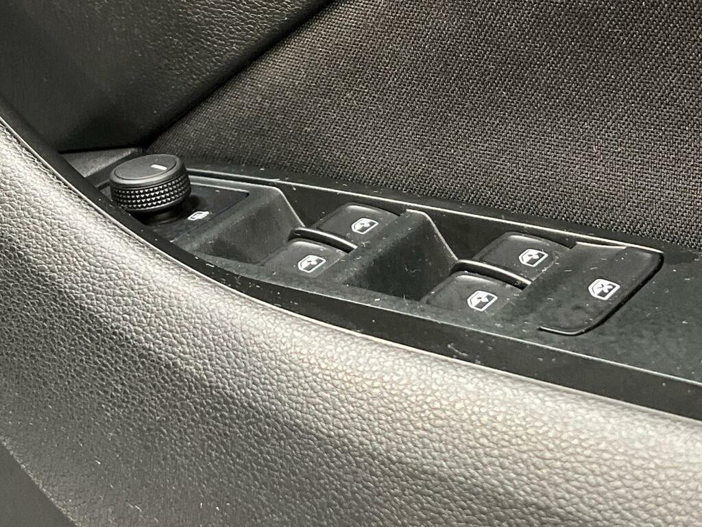 Skoda Scala 1.0 Tsi Se Edition Euro 6 5-Door Black #29